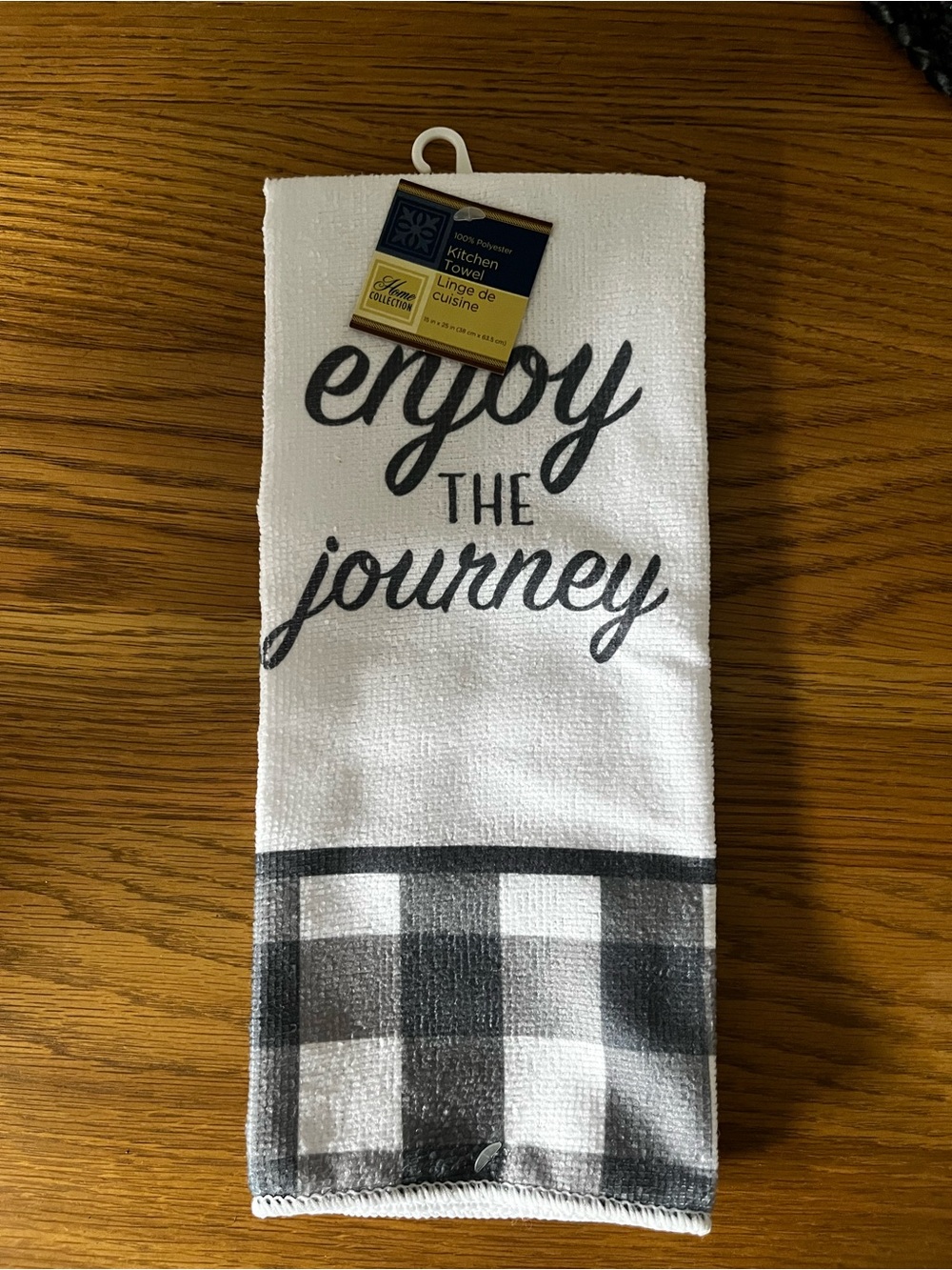 Home Collection White and Black "Enjoy the Journey" Hand Towel